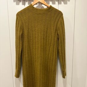 Women’s Ribbed Knit Midi Dress in Olive